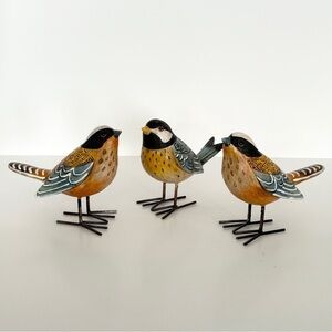 Folk Style Birds Figurine